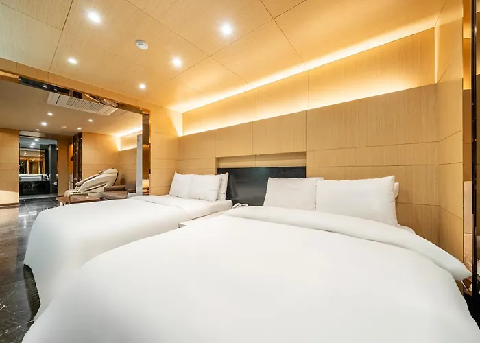 Star Premier Yeoksam Hotel 2*